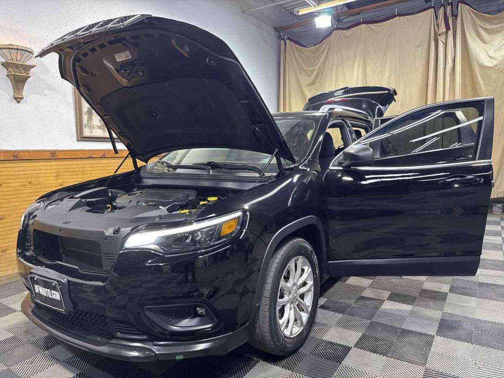 used 2019 Jeep Cherokee car, priced at $10,998