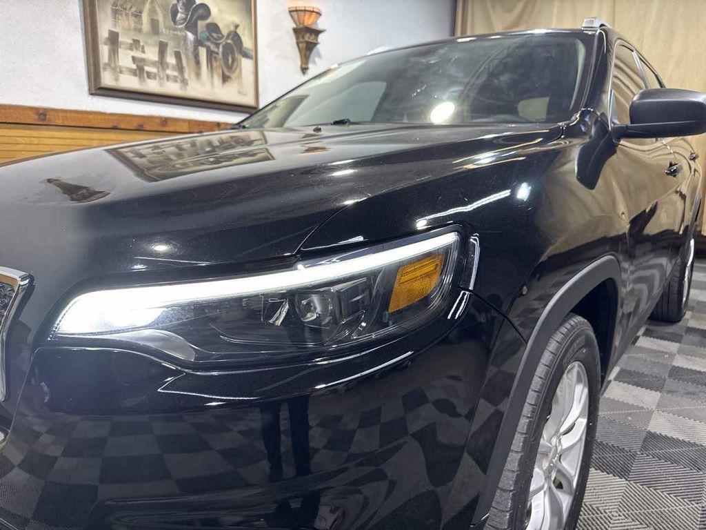 used 2019 Jeep Cherokee car, priced at $10,998