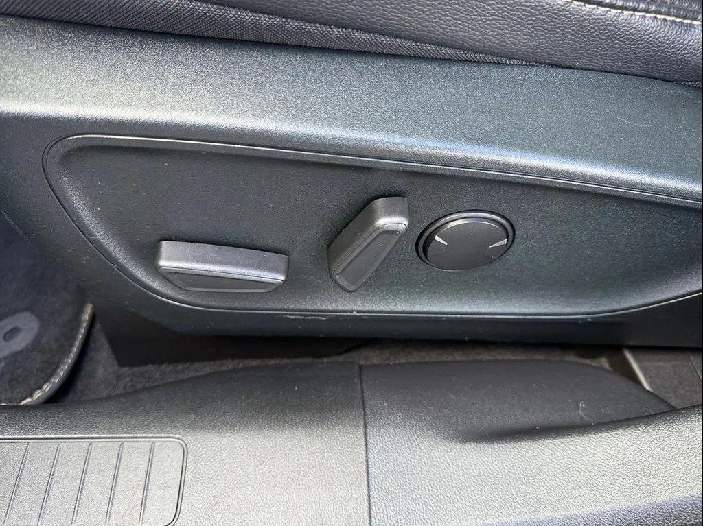 used 2022 Ford Escape car, priced at $24,999