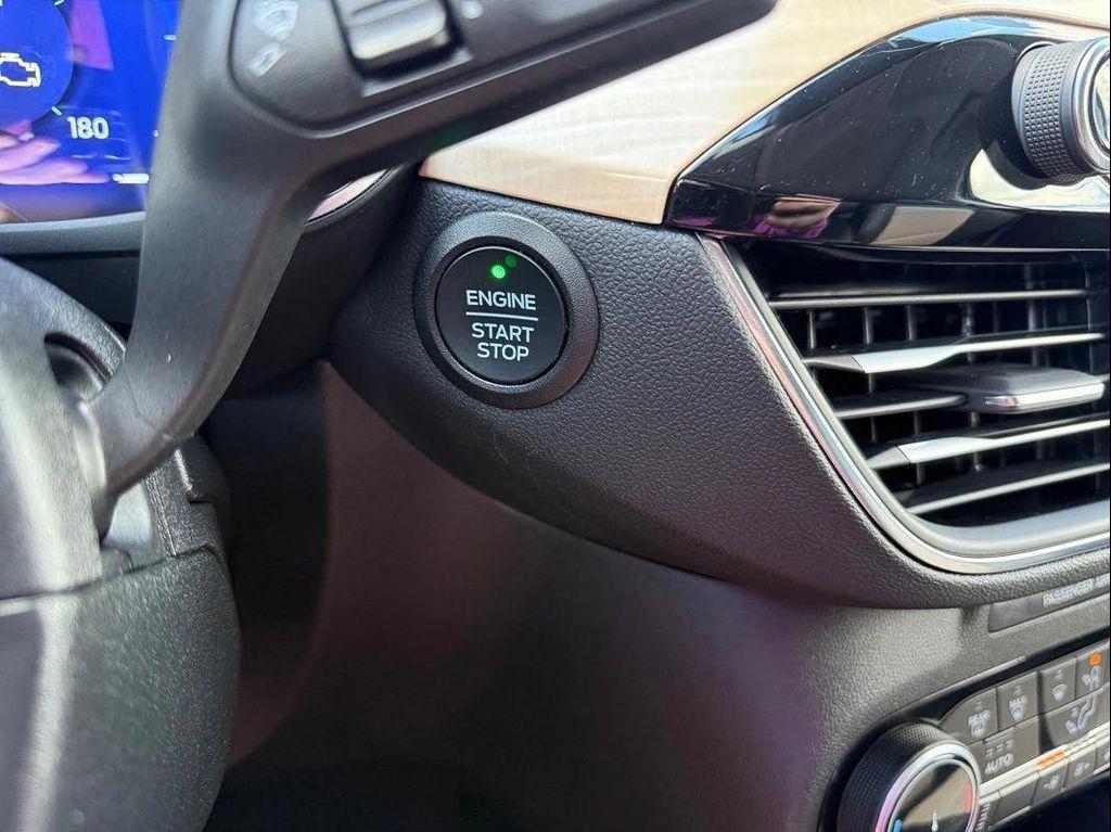used 2022 Ford Escape car, priced at $24,999