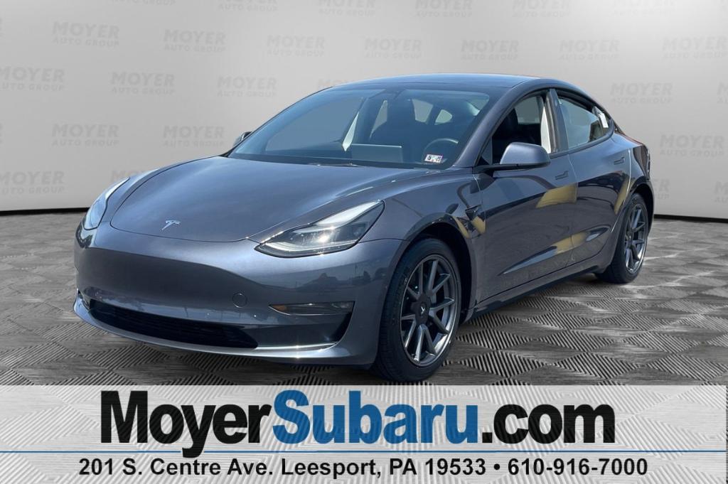used 2022 Tesla Model 3 car, priced at $29,999