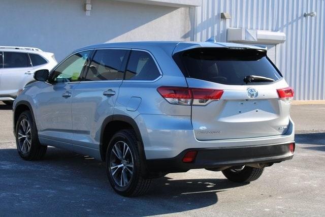 used 2018 Toyota Highlander car, priced at $22,329