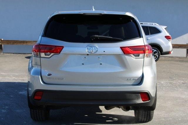 used 2018 Toyota Highlander car, priced at $22,329