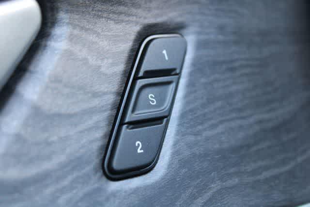 used 2023 Jeep Grand Cherokee L car, priced at $30,998