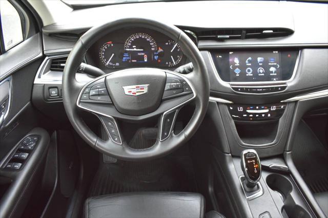 used 2017 Cadillac XT5 car, priced at $12,990