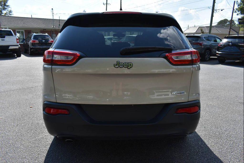 used 2014 Jeep Cherokee car, priced at $9,990