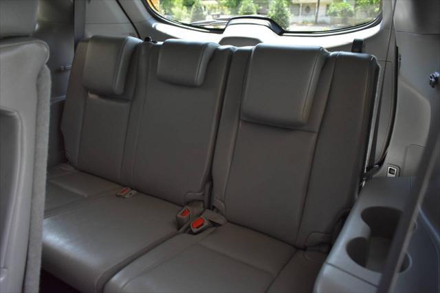 used 2019 Toyota Highlander car, priced at $16,990