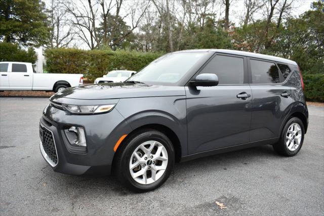 used 2022 Kia Soul car, priced at $17,990