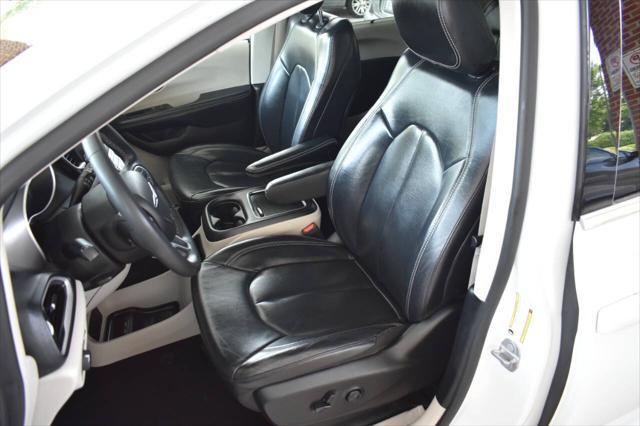 used 2022 Chrysler Pacifica car, priced at $20,990