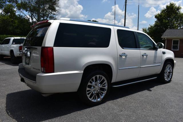 used 2011 Cadillac Escalade ESV car, priced at $12,990