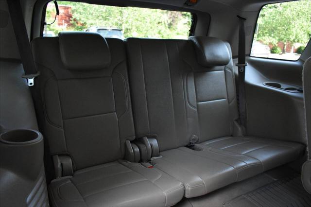used 2019 GMC Yukon car, priced at $29,990