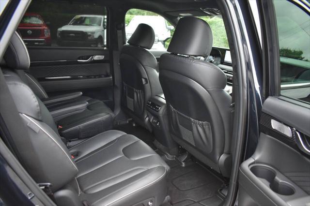 used 2025 Hyundai Palisade car, priced at $47,990