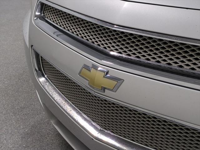 used 2009 Chevrolet Malibu car, priced at $1,800