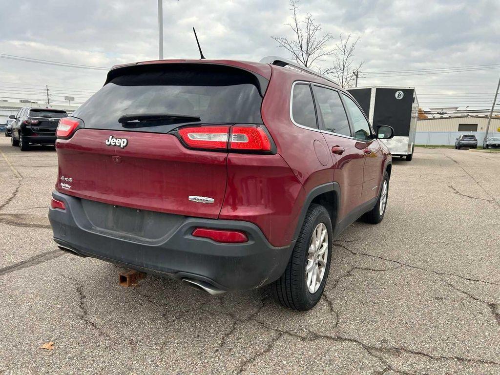 used 2015 Jeep Cherokee car, priced at $7,325