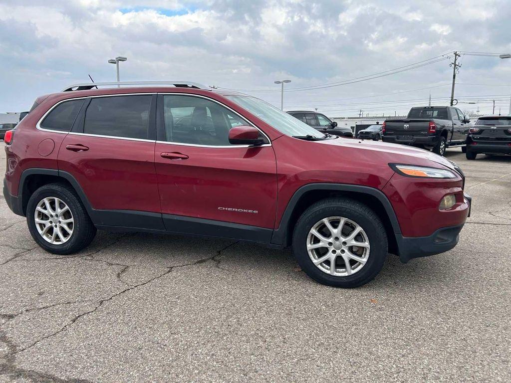 used 2015 Jeep Cherokee car, priced at $7,325
