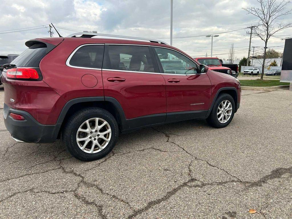 used 2015 Jeep Cherokee car, priced at $7,325