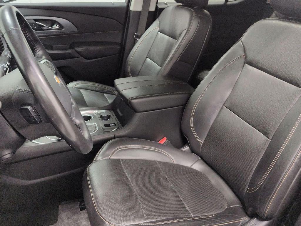 used 2020 Chevrolet Traverse car, priced at $21,593