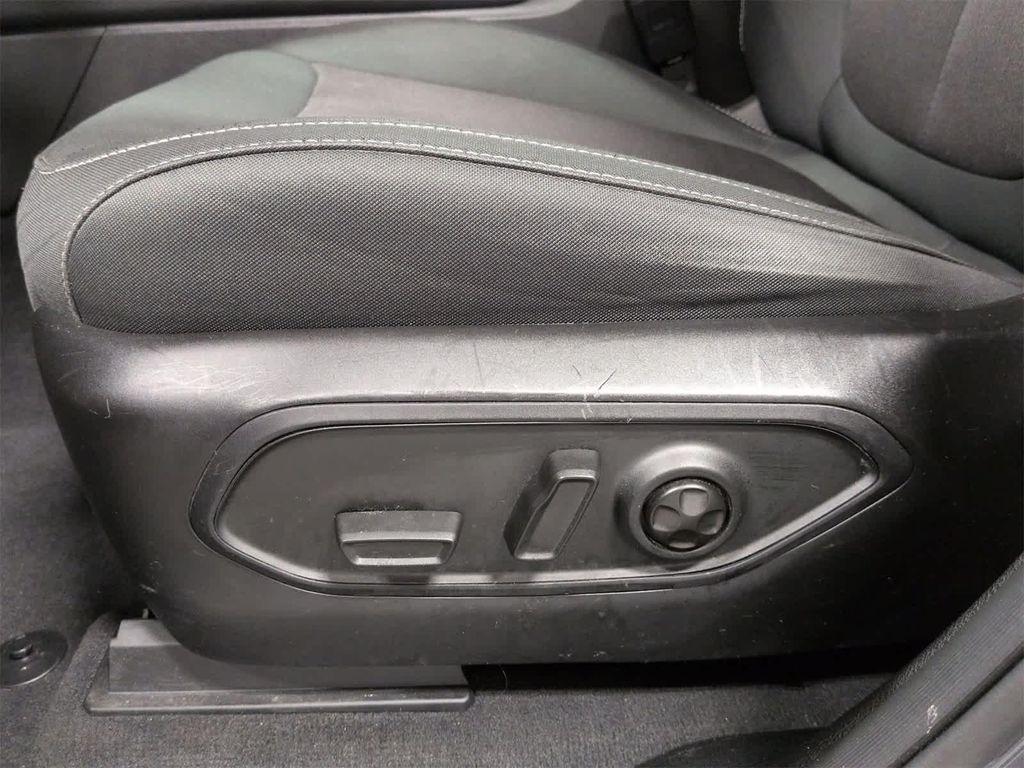 used 2023 Jeep Grand Cherokee L car, priced at $27,919