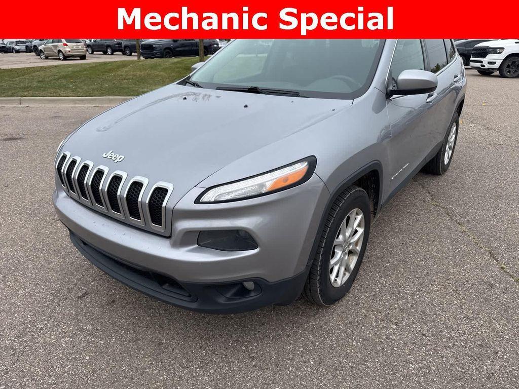 used 2014 Jeep Cherokee car, priced at $4,700
