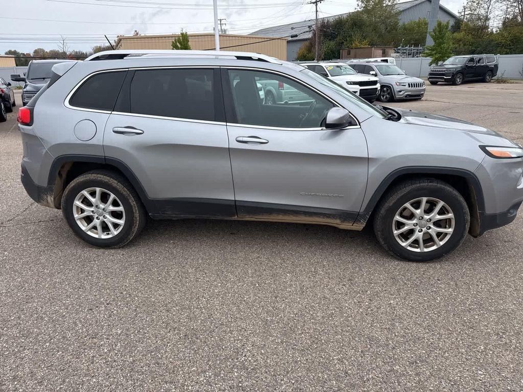 used 2014 Jeep Cherokee car, priced at $4,987