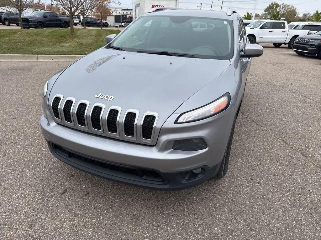 used 2014 Jeep Cherokee car, priced at $4,987