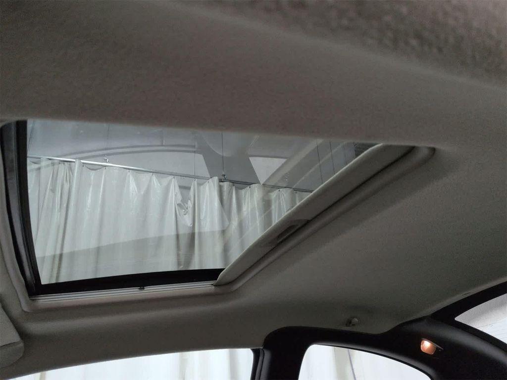 used 2004 Dodge Stratus car, priced at $2,800