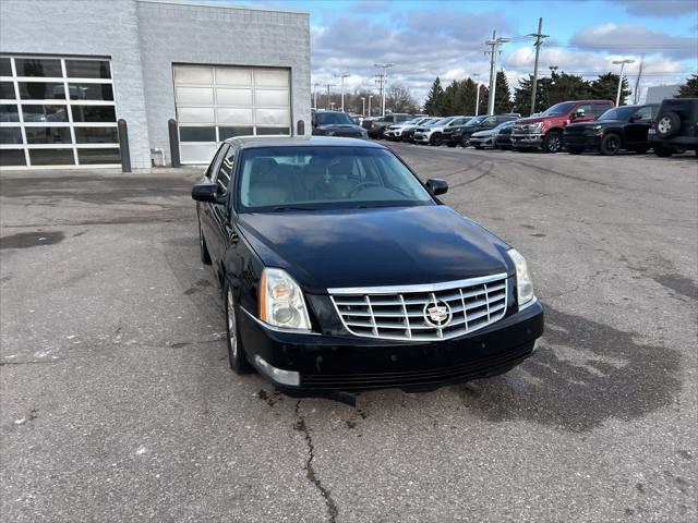 used 2009 Cadillac DTS car, priced at $2,895