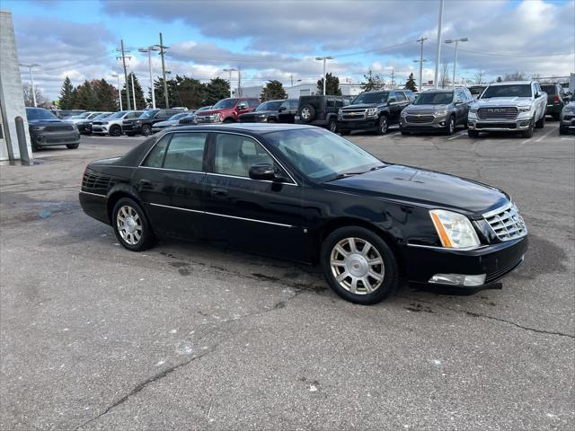 used 2009 Cadillac DTS car, priced at $2,895