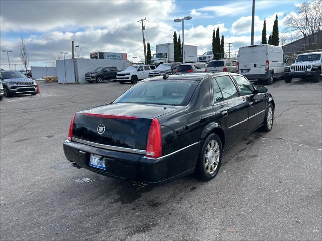 used 2009 Cadillac DTS car, priced at $2,895