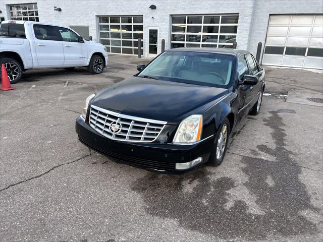 used 2009 Cadillac DTS car, priced at $2,895