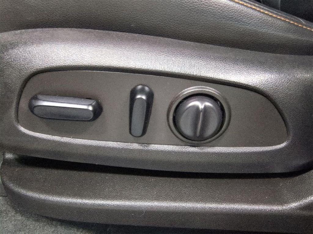 used 2021 Chevrolet Traverse car, priced at $20,112