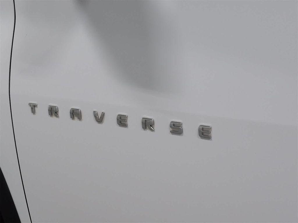 used 2021 Chevrolet Traverse car, priced at $20,112