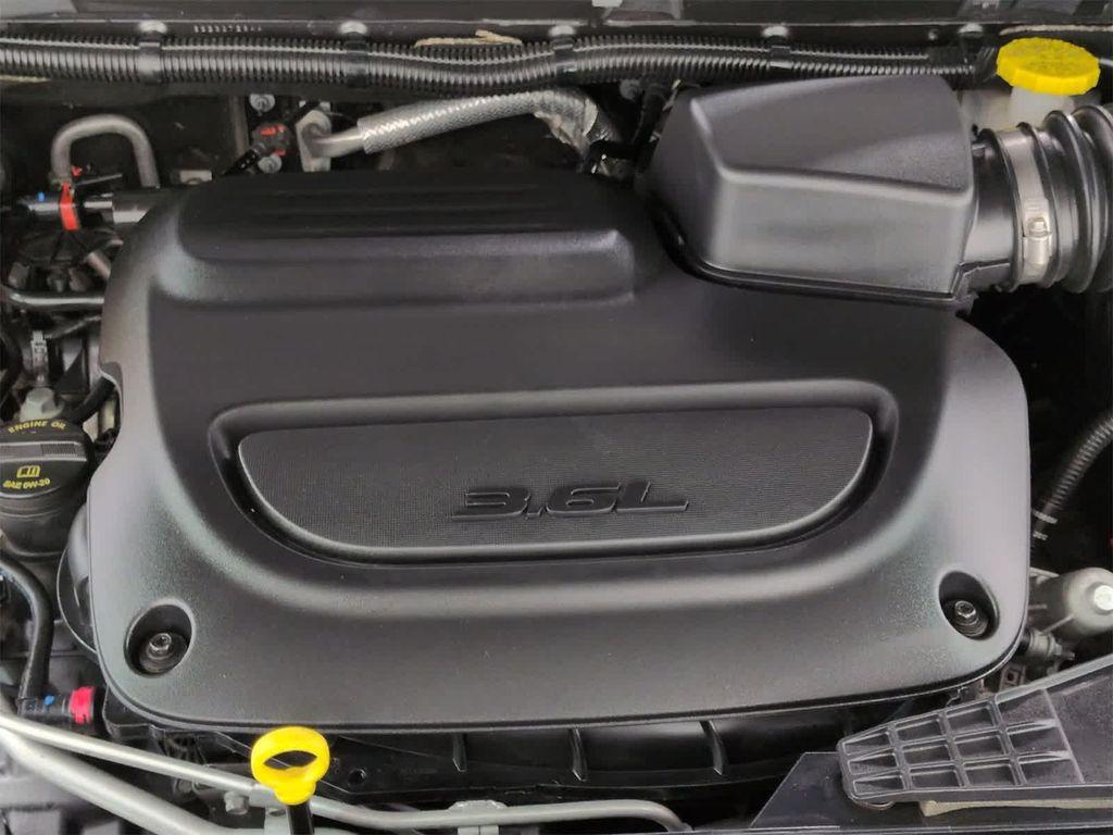 used 2022 Chrysler Pacifica car, priced at $33,547