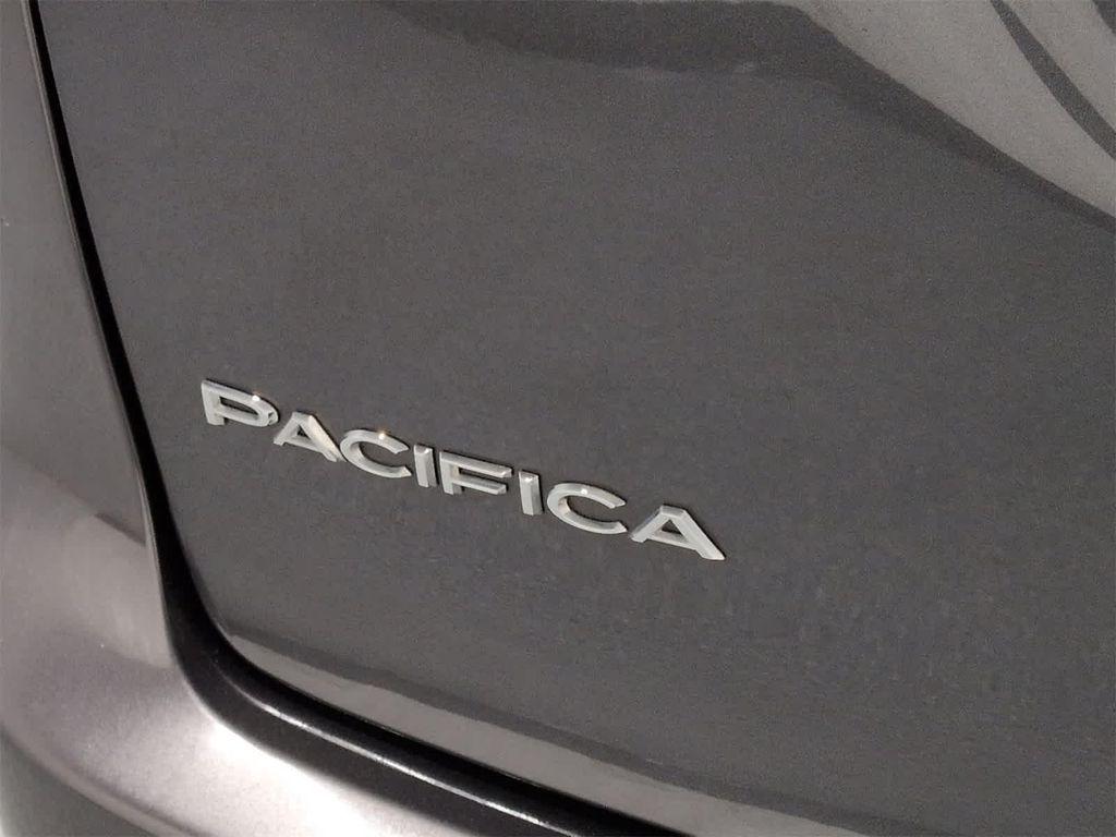 used 2022 Chrysler Pacifica car, priced at $33,547