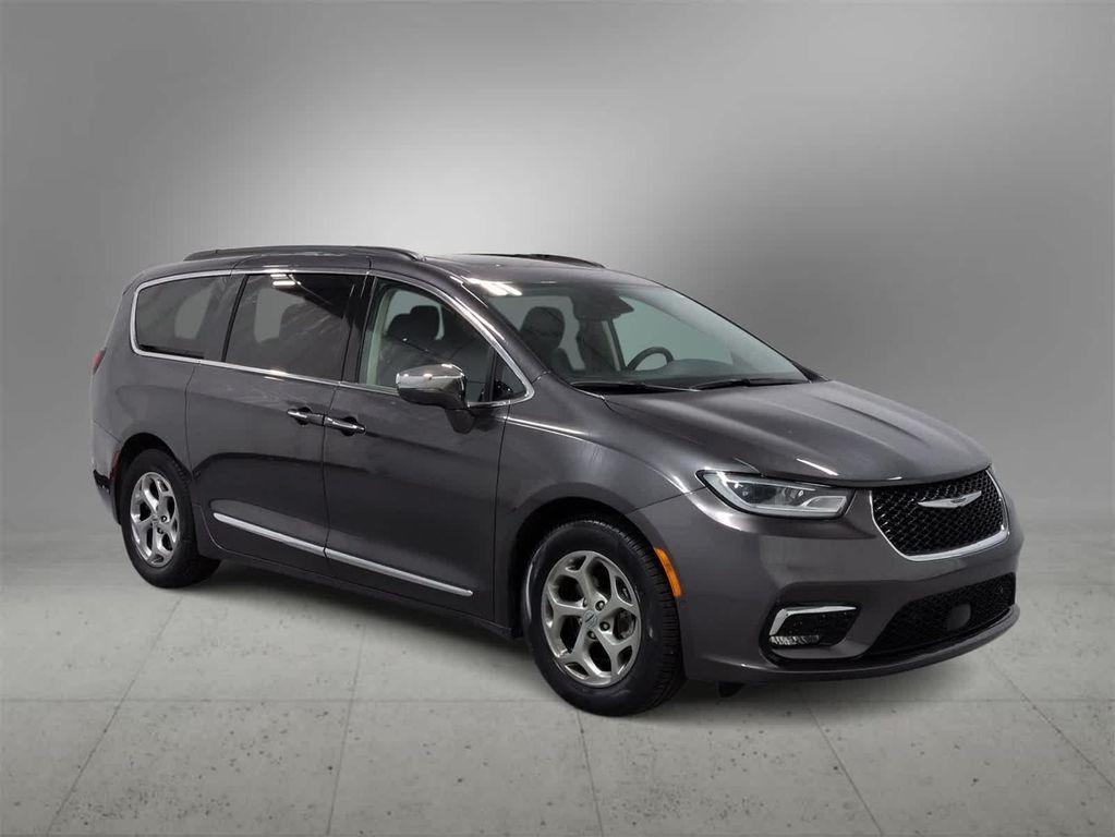 used 2022 Chrysler Pacifica car, priced at $33,547