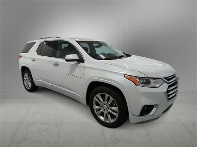 used 2021 Chevrolet Traverse car, priced at $31,221