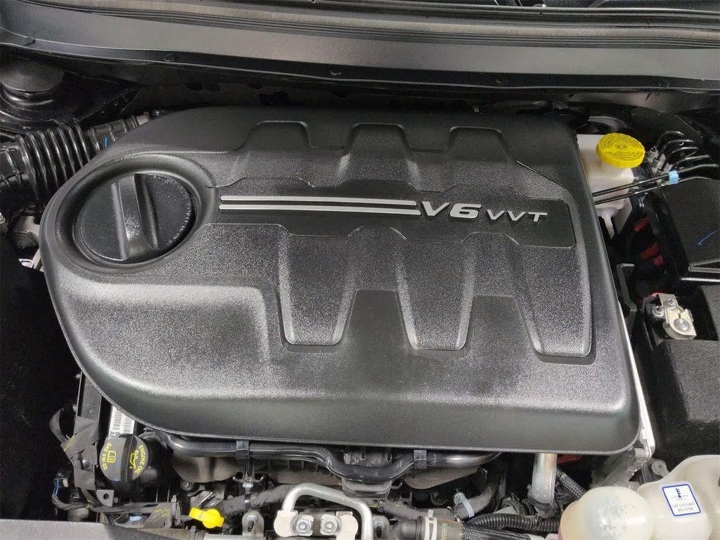 used 2020 Jeep Cherokee car, priced at $22,953