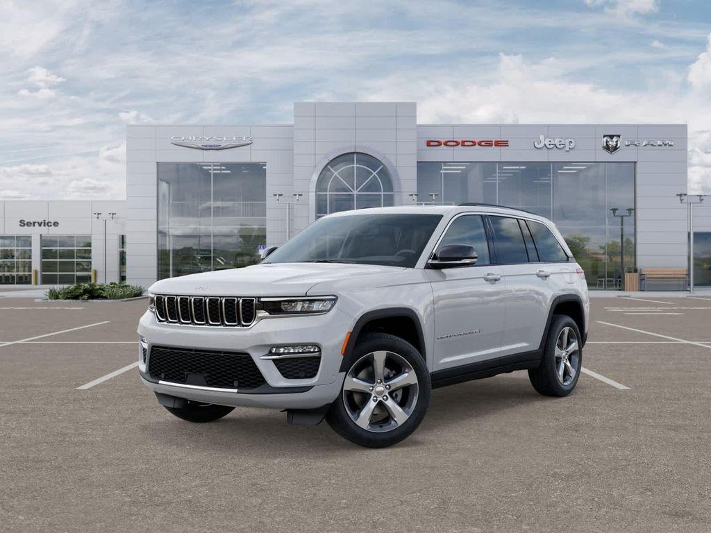 new 2025 Jeep Grand Cherokee car, priced at $51,111