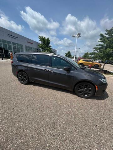used 2019 Chrysler Pacifica car, priced at $13,822