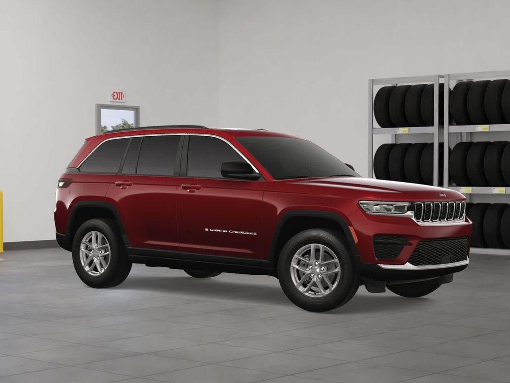 new 2025 Jeep Grand Cherokee car, priced at $37,186
