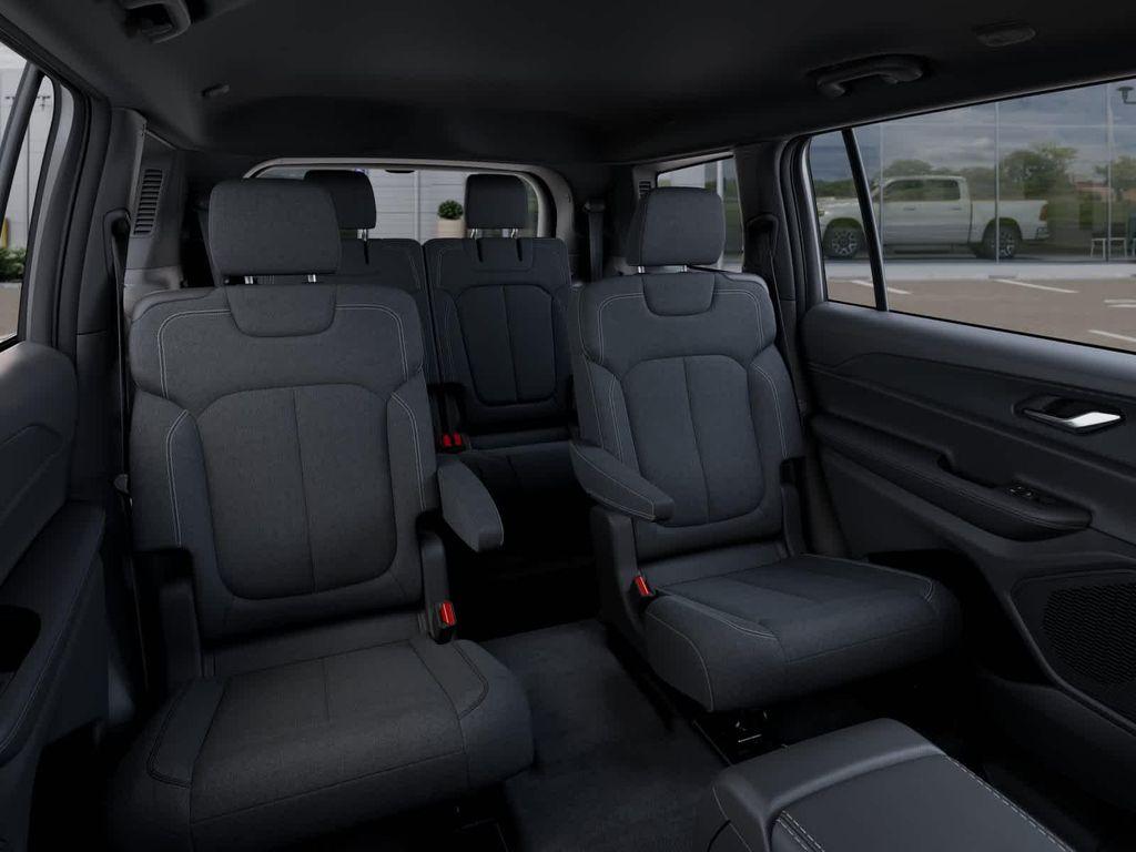 new 2025 Jeep Grand Cherokee L car, priced at $40,037