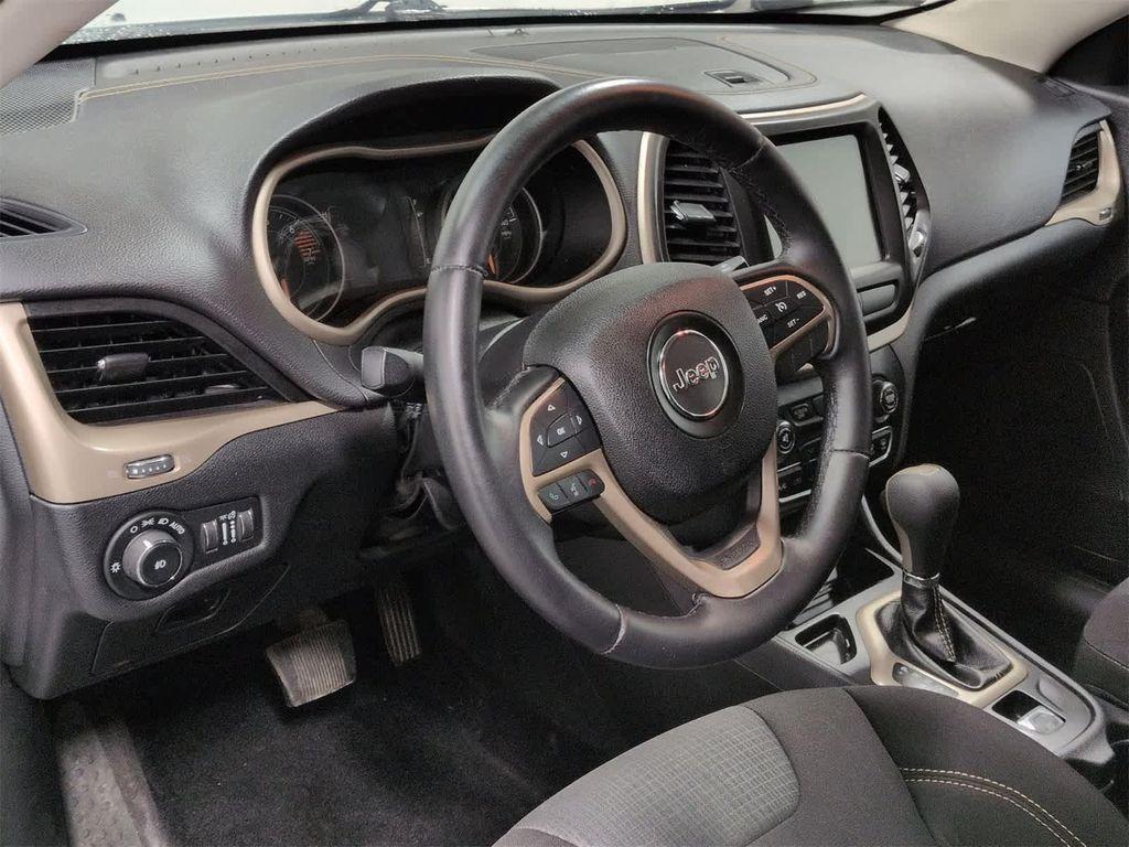 used 2016 Jeep Cherokee car, priced at $9,288