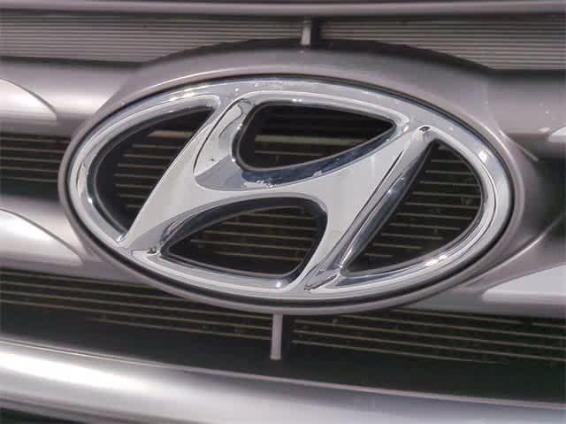 used 2018 Hyundai Santa Fe Sport car, priced at $13,991