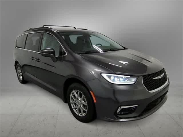 used 2021 Chrysler Pacifica car, priced at $14,928