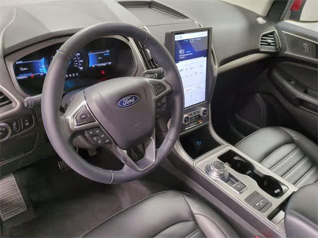 used 2024 Ford Edge car, priced at $27,000