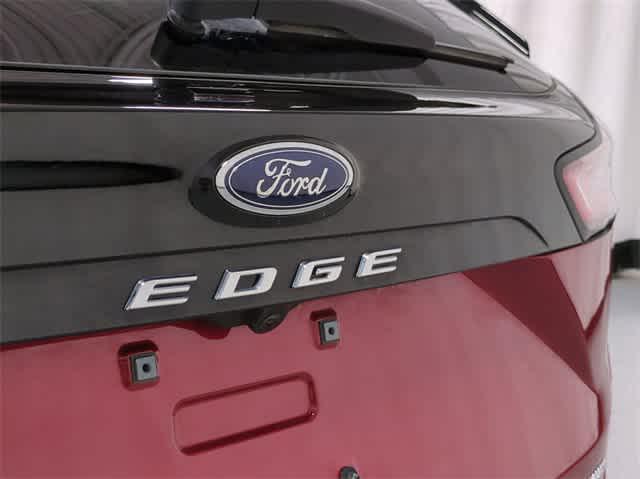 used 2024 Ford Edge car, priced at $27,000