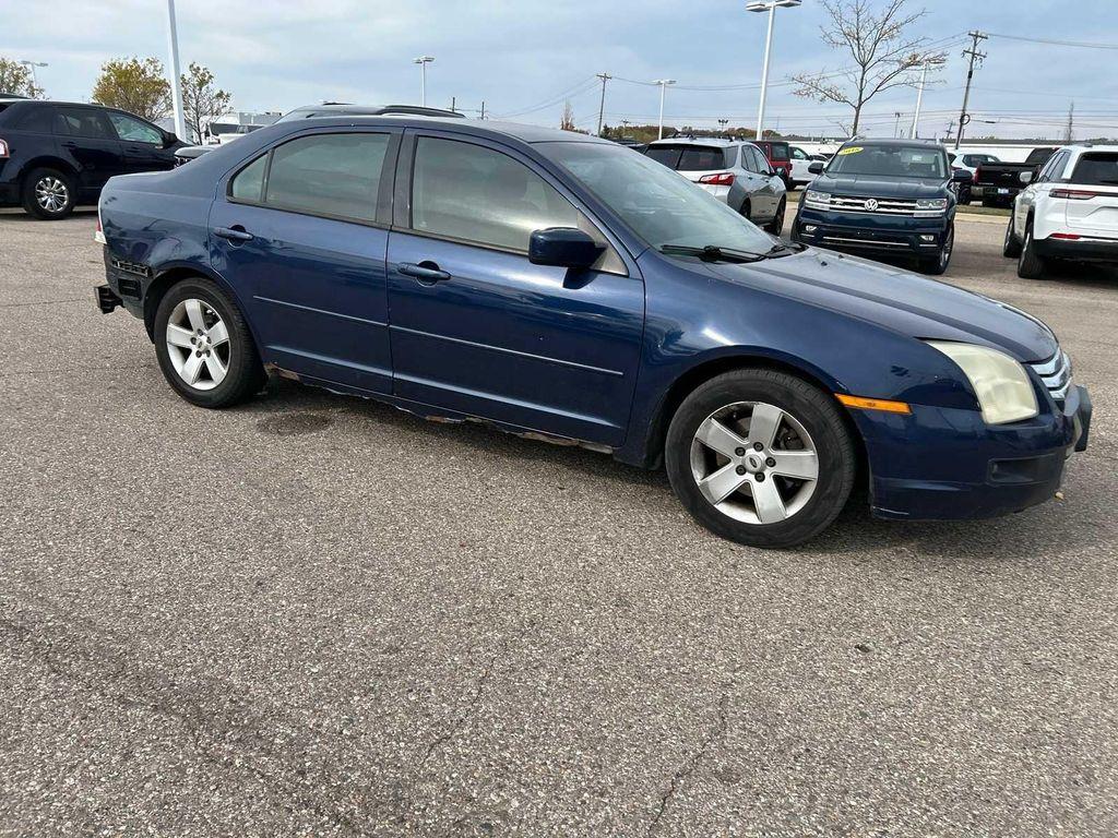 used 2006 Ford Fusion car, priced at $800