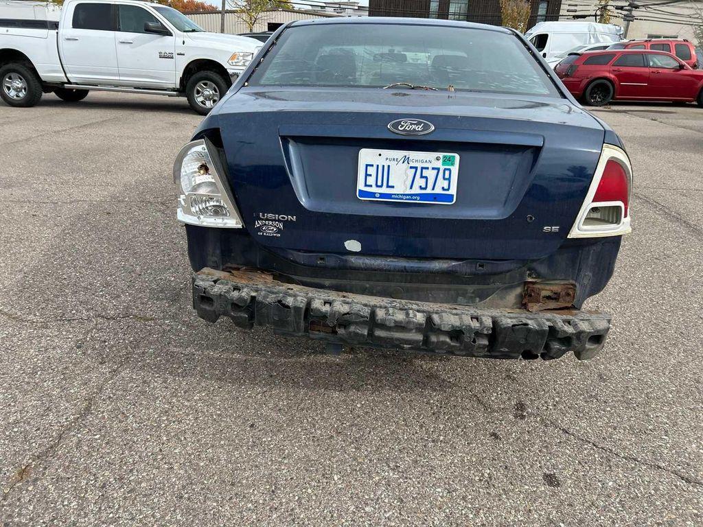used 2006 Ford Fusion car, priced at $800