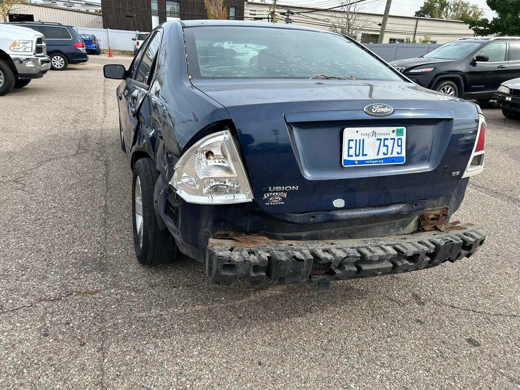 used 2006 Ford Fusion car, priced at $800