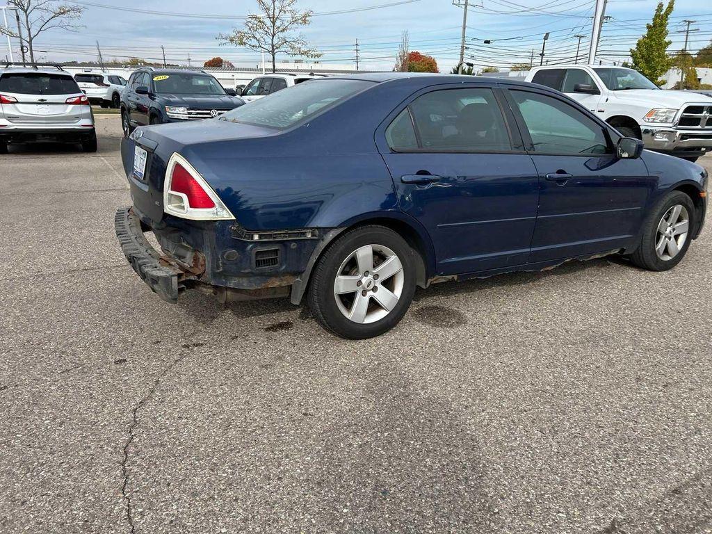 used 2006 Ford Fusion car, priced at $800